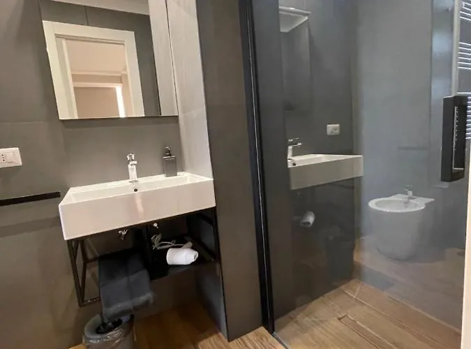 Lucrino 45 By Ale 4* רומא