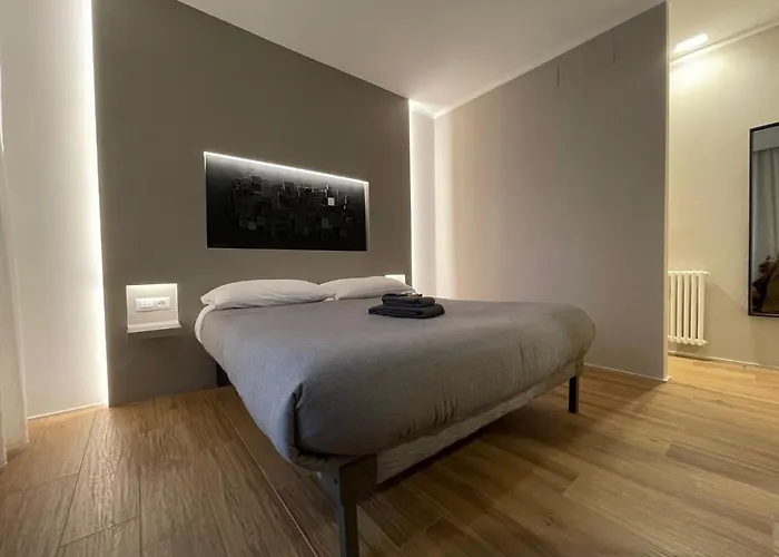 Lucrino 45 By Ale 4* רומא
